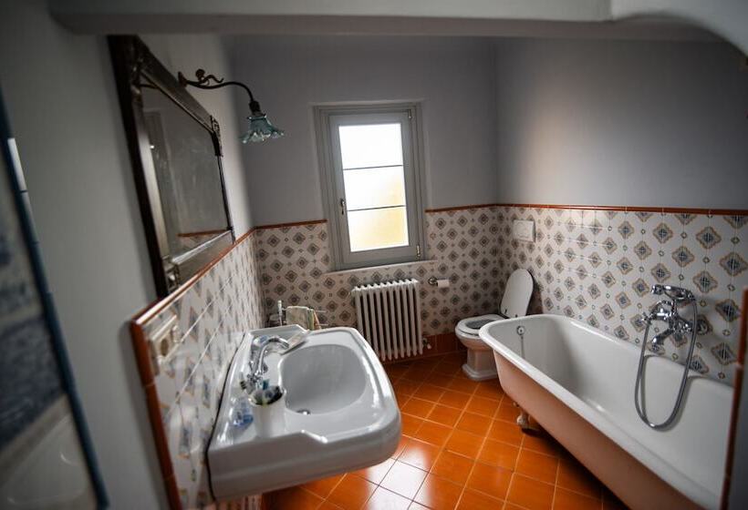 بنسيون Palazzo Capparucci   Dimora Storica