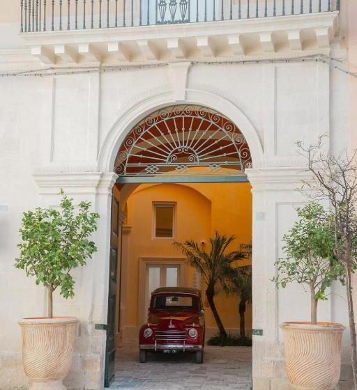 بنسيون Palazzo Matteo