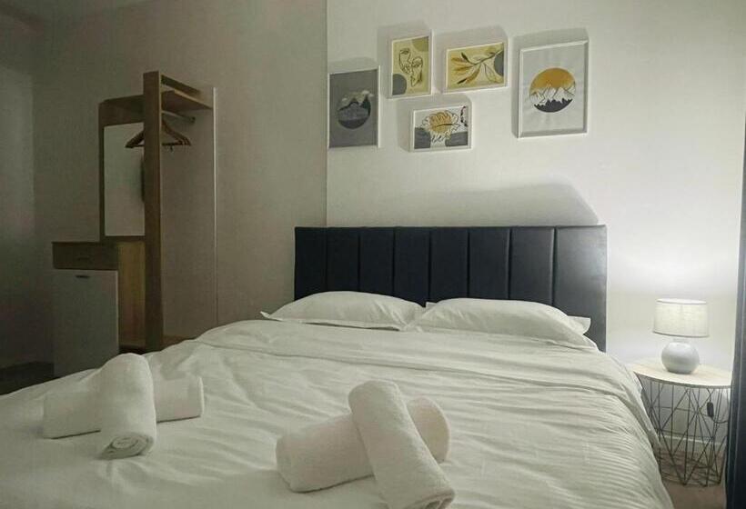 پانسیون Pristinanest