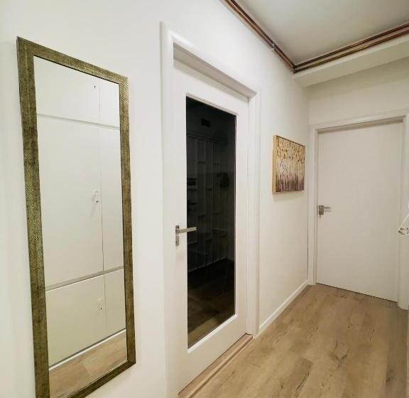 پانسیون Pristinanest