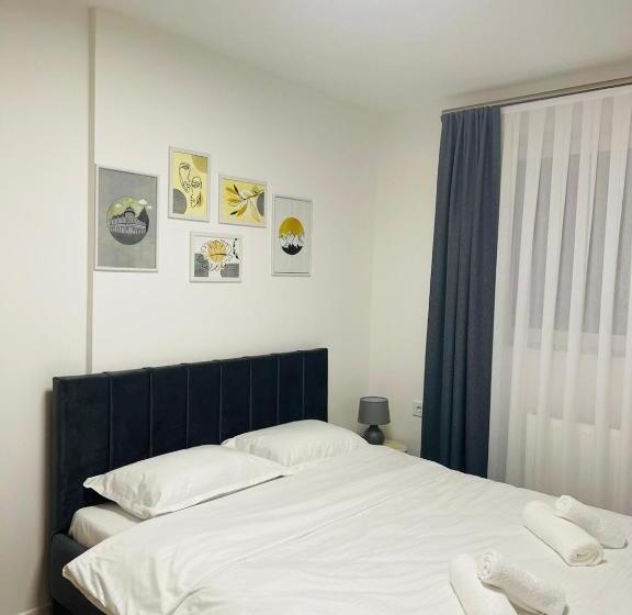 پانسیون Pristinanest