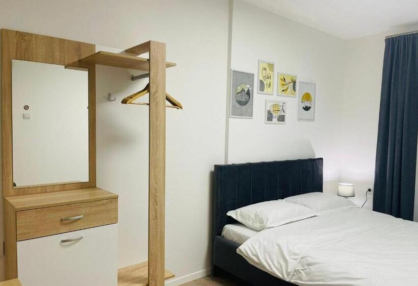 پانسیون Pristinanest