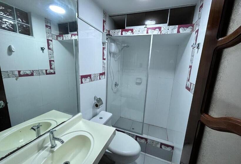 ペンション Recreo Beach