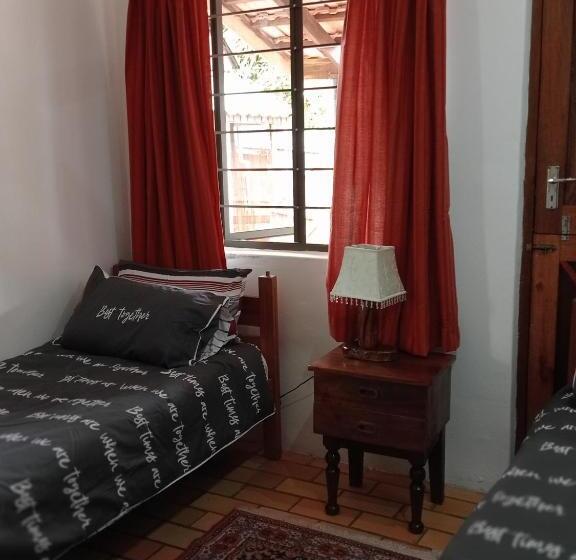 Пансион Redview House