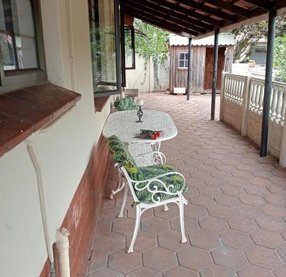 Пансион Redview House