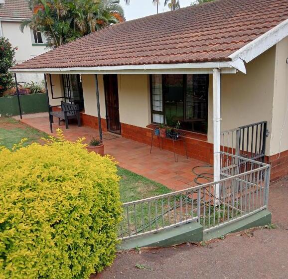 Пансион Redview House