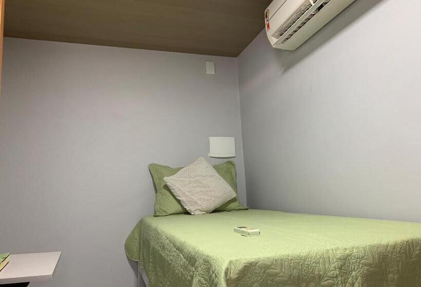 膳宿费 Suíte Independente Com Ar, Wifi, Smartv E Cozinha