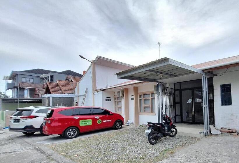 ペンション Tanjung Syariah