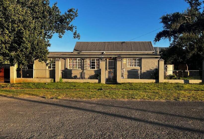 פנסיון The Calvert