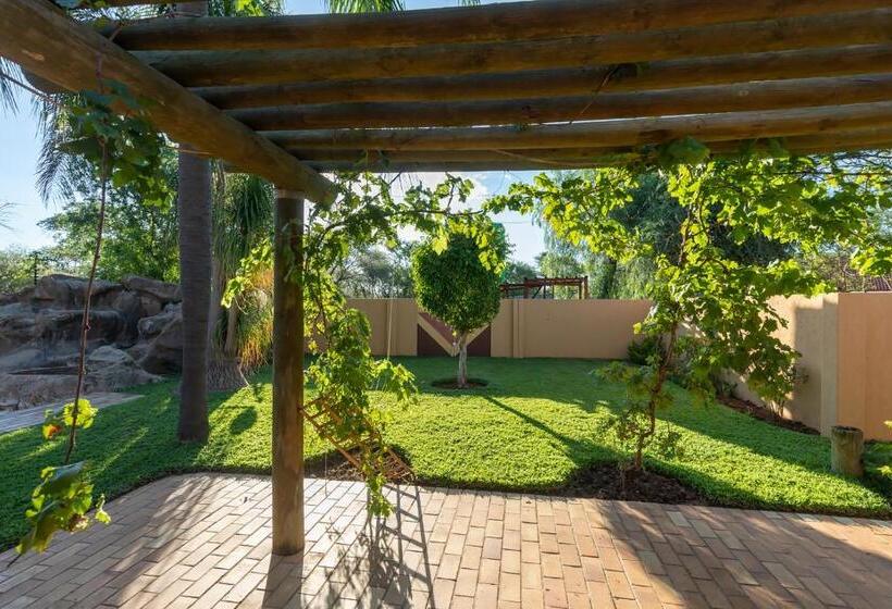 פנסיון The Pal Guest House