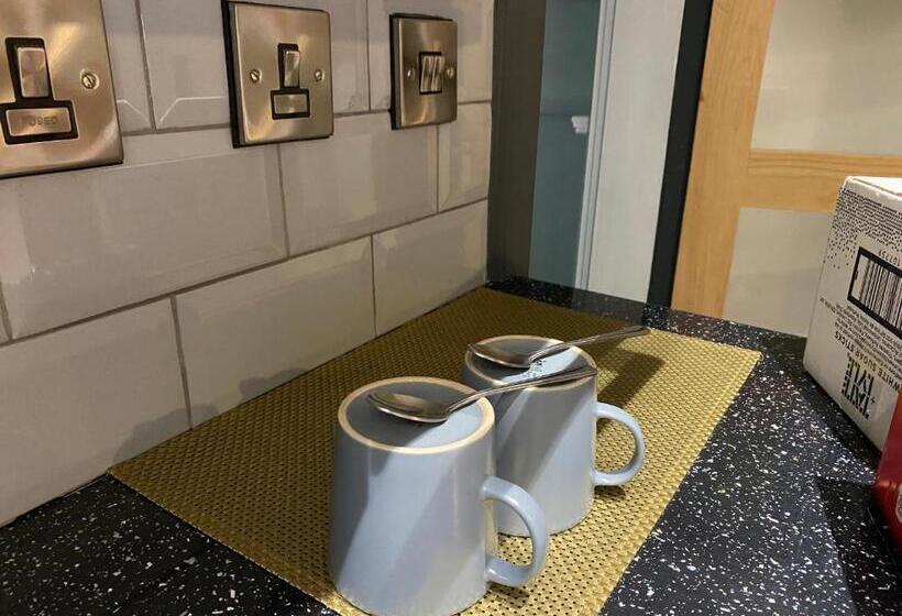 پانسیون The Suite No48