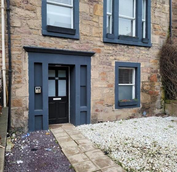 پانسیون The Suite No48