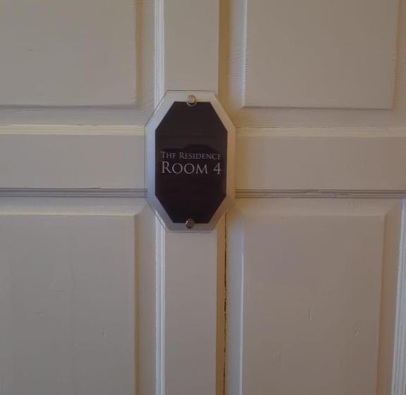 پانسیون The Suite No48