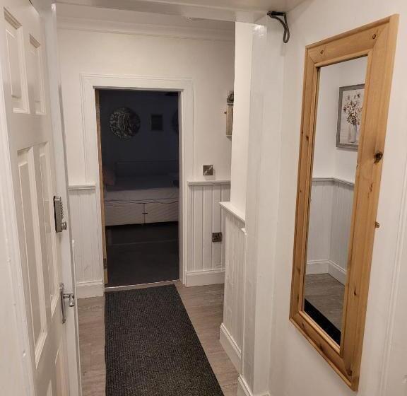 پانسیون The Suite No48