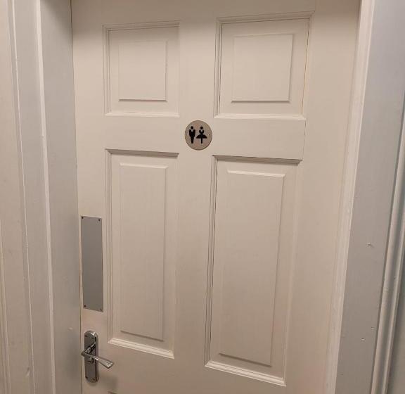 پانسیون The Suite No48