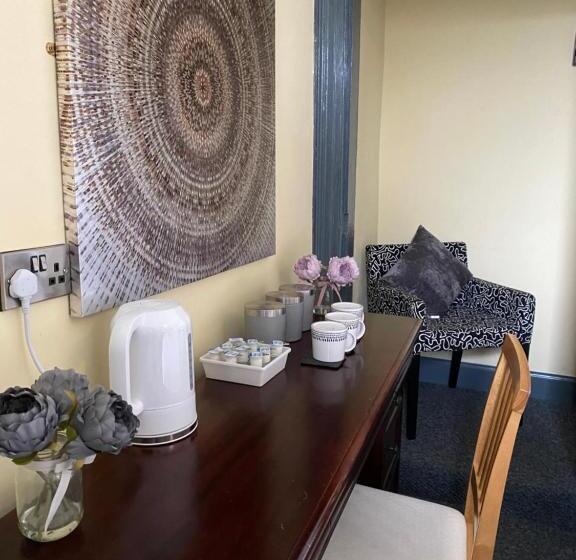 پانسیون The Suite No48