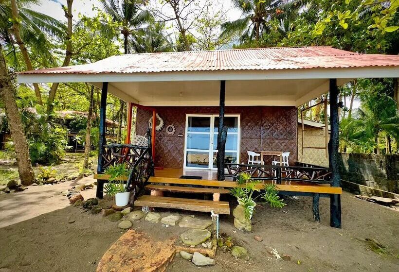 Playa Del Fuego Camiguin Beach Hostel & Resort