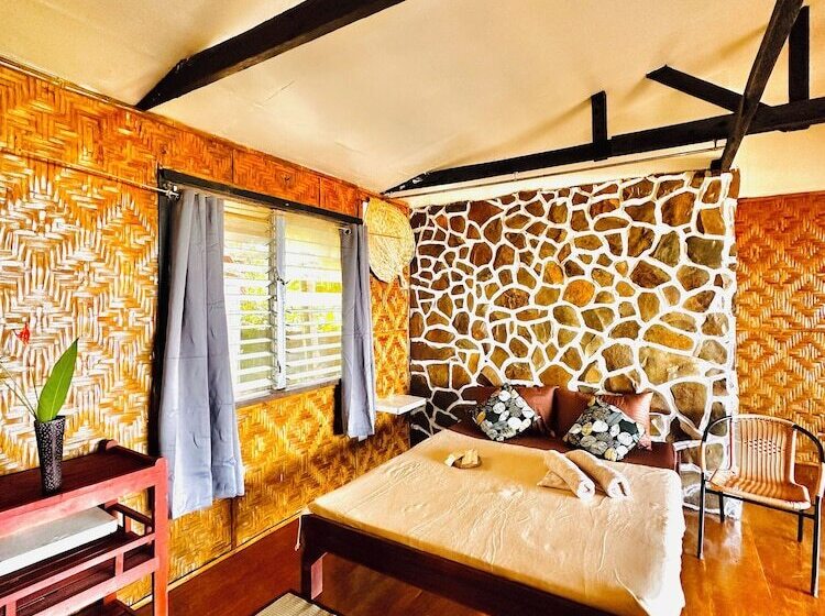 Playa Del Fuego Camiguin Beach Hostel & Resort