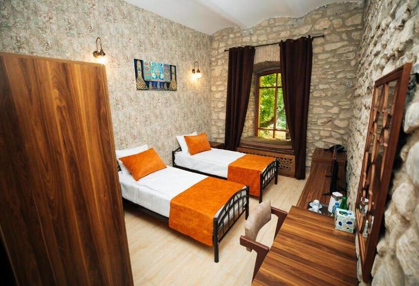 هاستل Art Hotel By Abad Guest