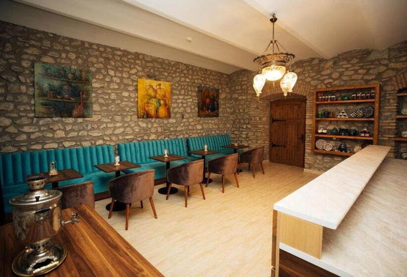 هاستل Art Hotel By Abad Guest