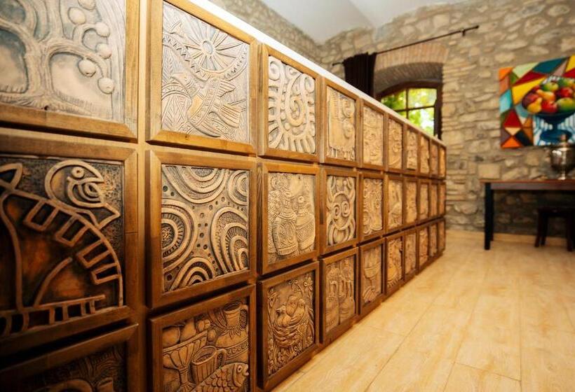 هاستل Art Hotel By Abad Guest