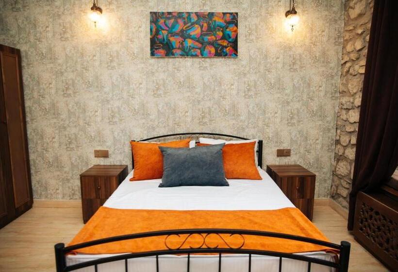 هاستل Art Hotel By Abad Guest