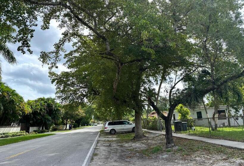 旅馆 Hospedaje North Miami