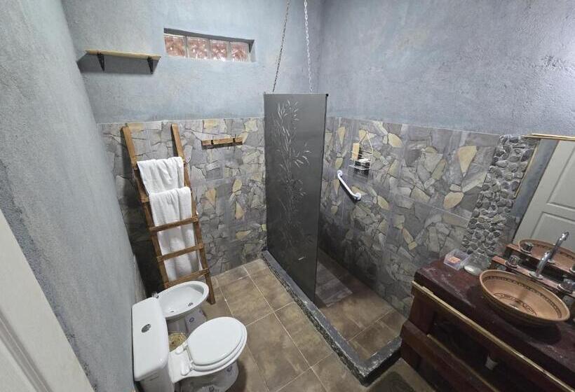 Общежитие Pomancillo Ecolodge