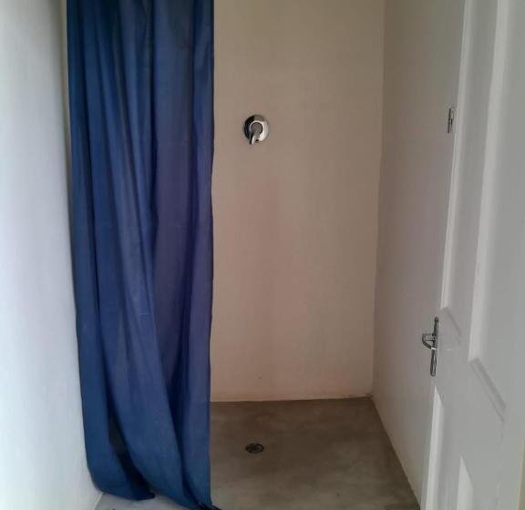 הוסטל Underberg Inn