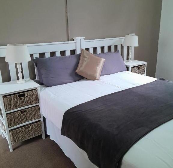 הוסטל Underberg Inn