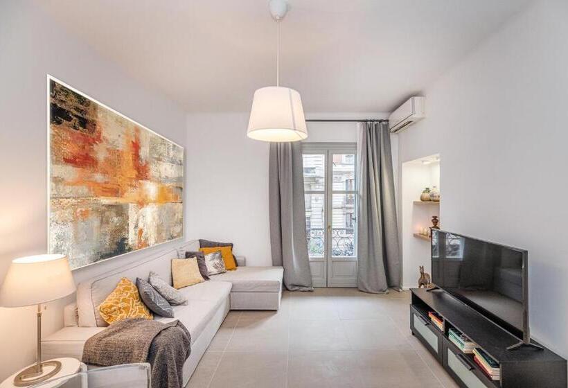 Art Around In Monti House