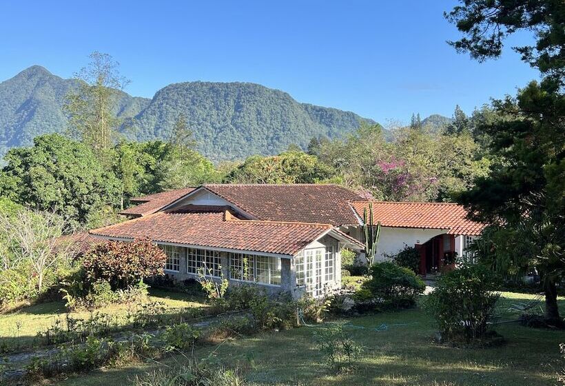 مبيت وإفطار Casa Naturaleza