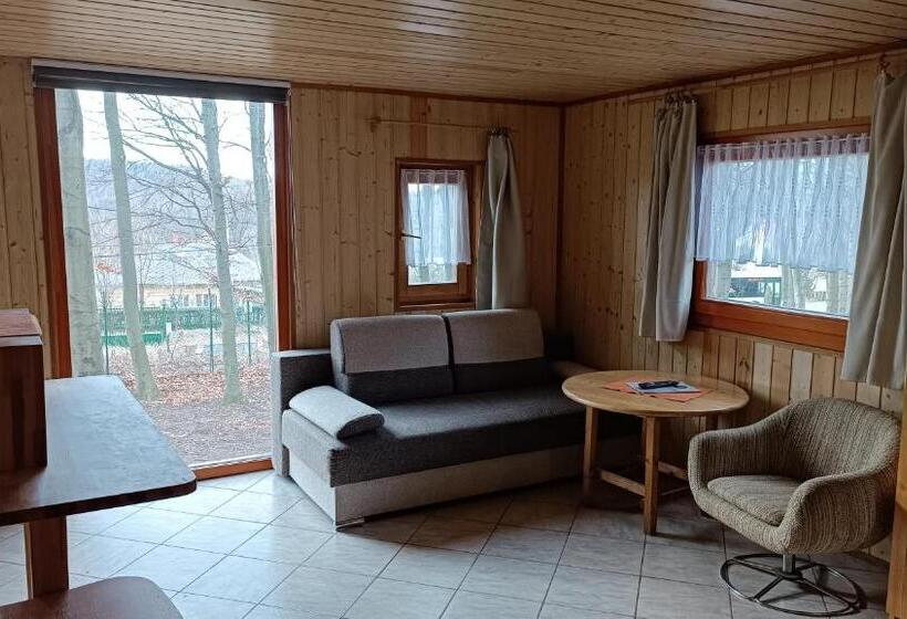 مبيت وإفطار Darázshegyi Faház