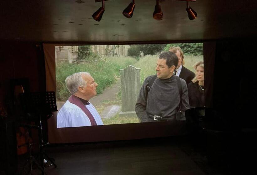 مبيت وإفطار Jacks Court B3