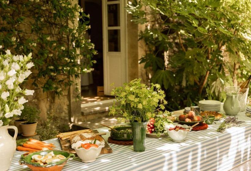 Bed and Breakfast Le Clos De Gordes