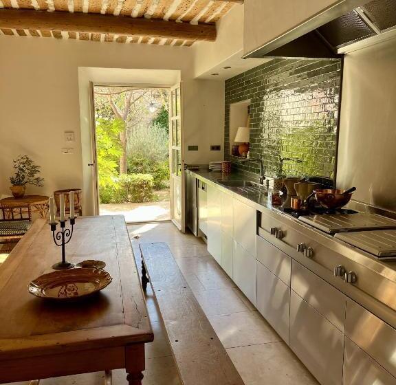 Bed and Breakfast Le Clos De Gordes