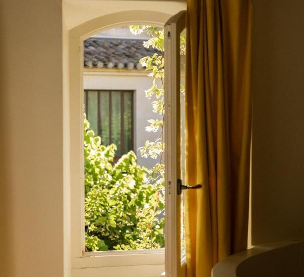 Bed and Breakfast Le Clos De Gordes