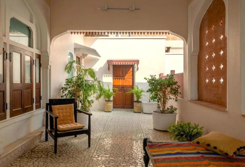 ベッドアンドブレックファースト Sum Jaipur