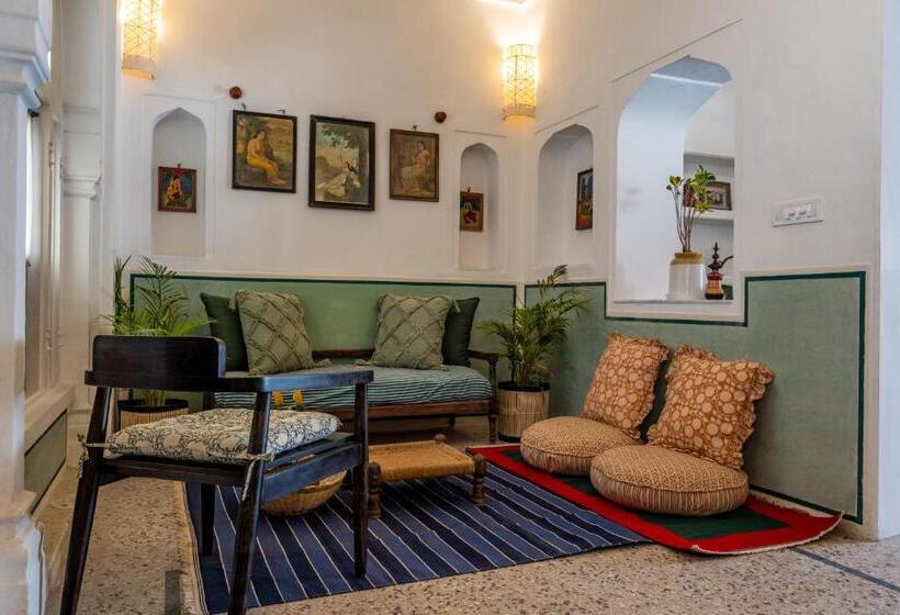 ベッドアンドブレックファースト Sum Jaipur