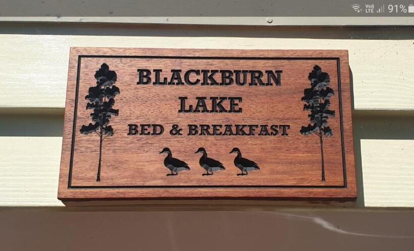 Blackburn Lake Bed And Breakfast