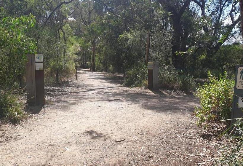 Blackburn Lake Bed And Breakfast