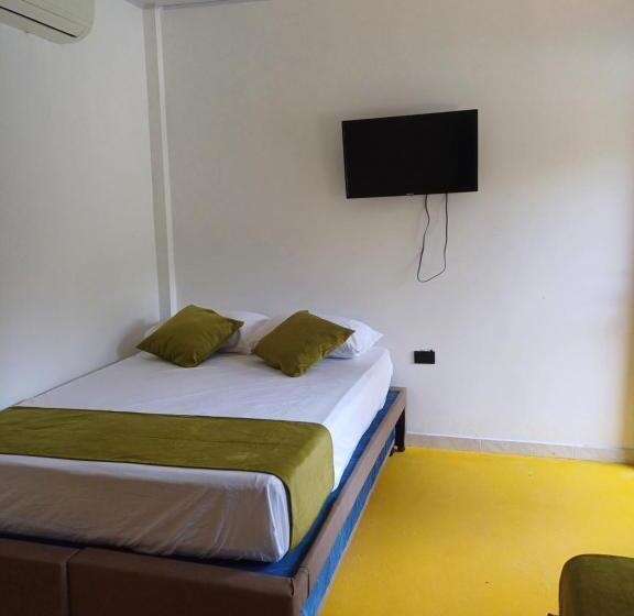 Eco Hotel La Cascada