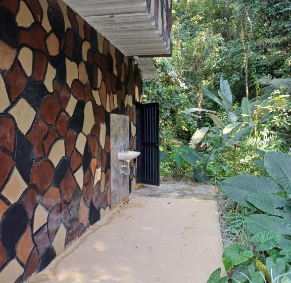 Eco Hotel La Cascada