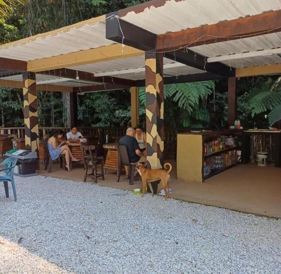 Eco Hotel La Cascada