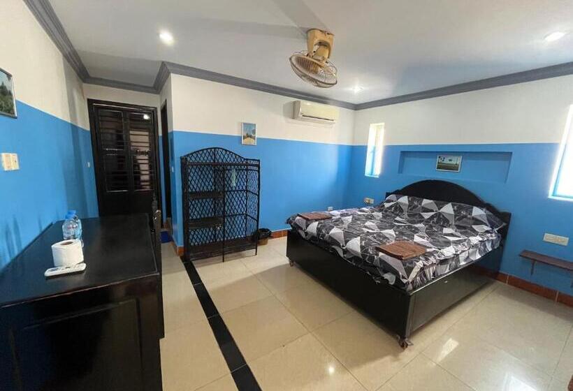 Errol S Homestay And Hostel