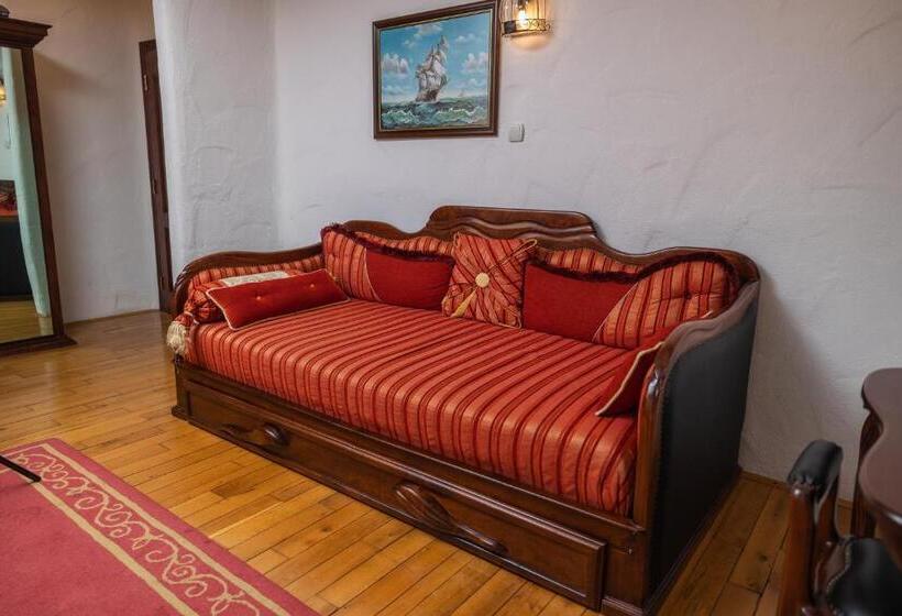 Etno Selo Stanišići Hotel Pirg