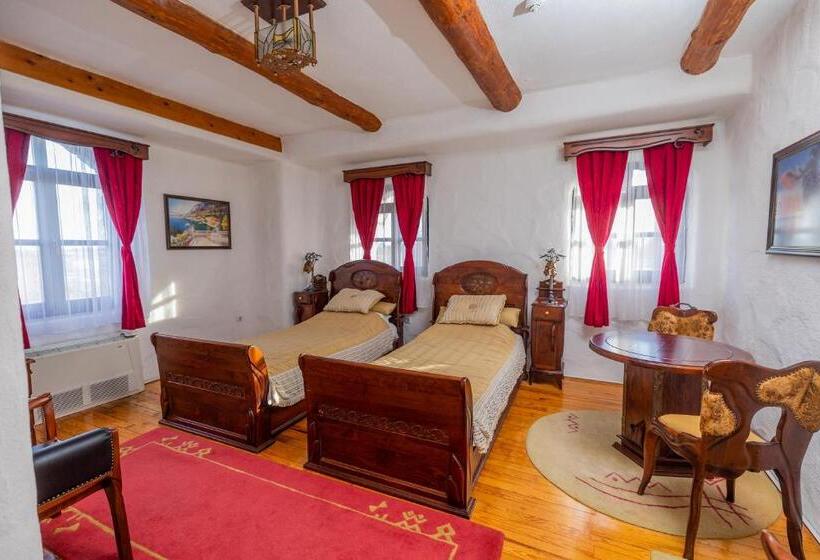 Etno Selo Stanišići Hotel Pirg