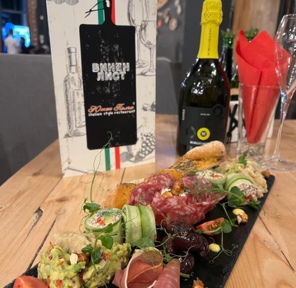 호텔 южен полъх Italian Style