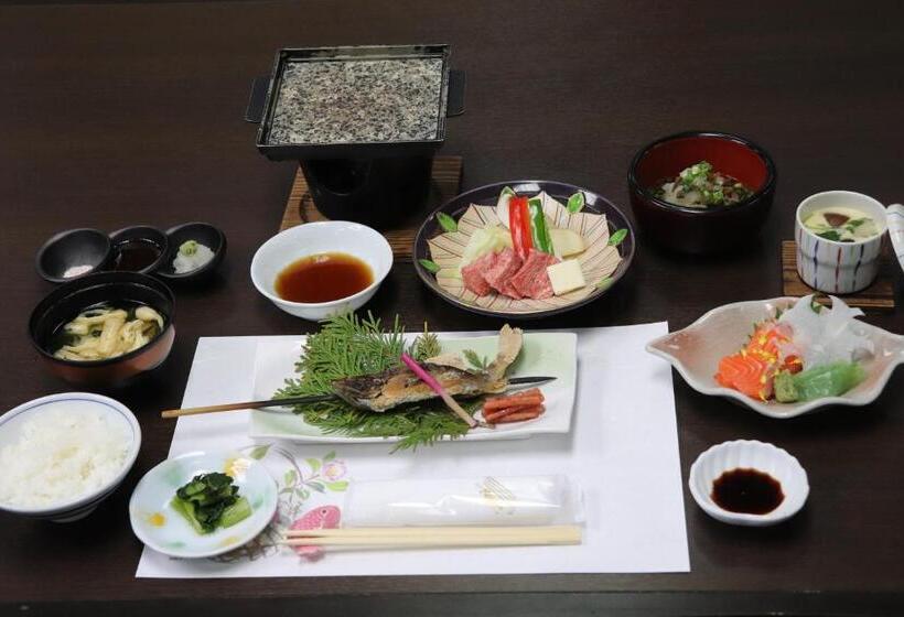 Hotel 静かなお宿加賀美