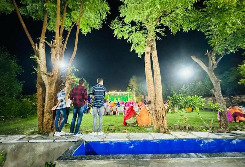 فندق 80568d The Chamunda Palace